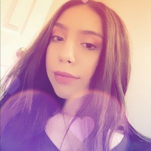 Meet your Posher, Alyza